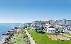 Pernera Beach Hotel